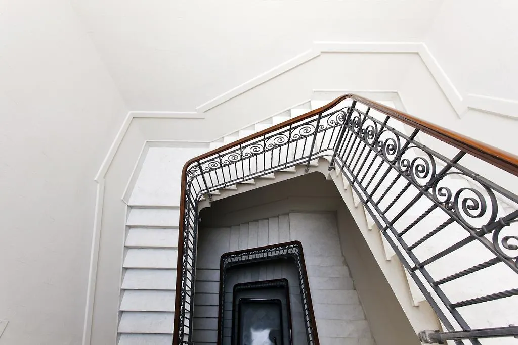 Apartament Palazzo Planeta Palermo 0*,